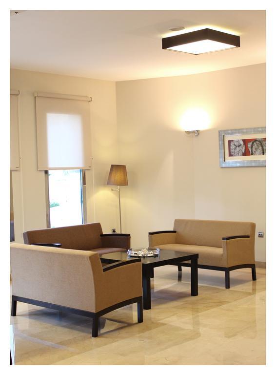 Hotel El Trebol 카로보네라스 외부 사진